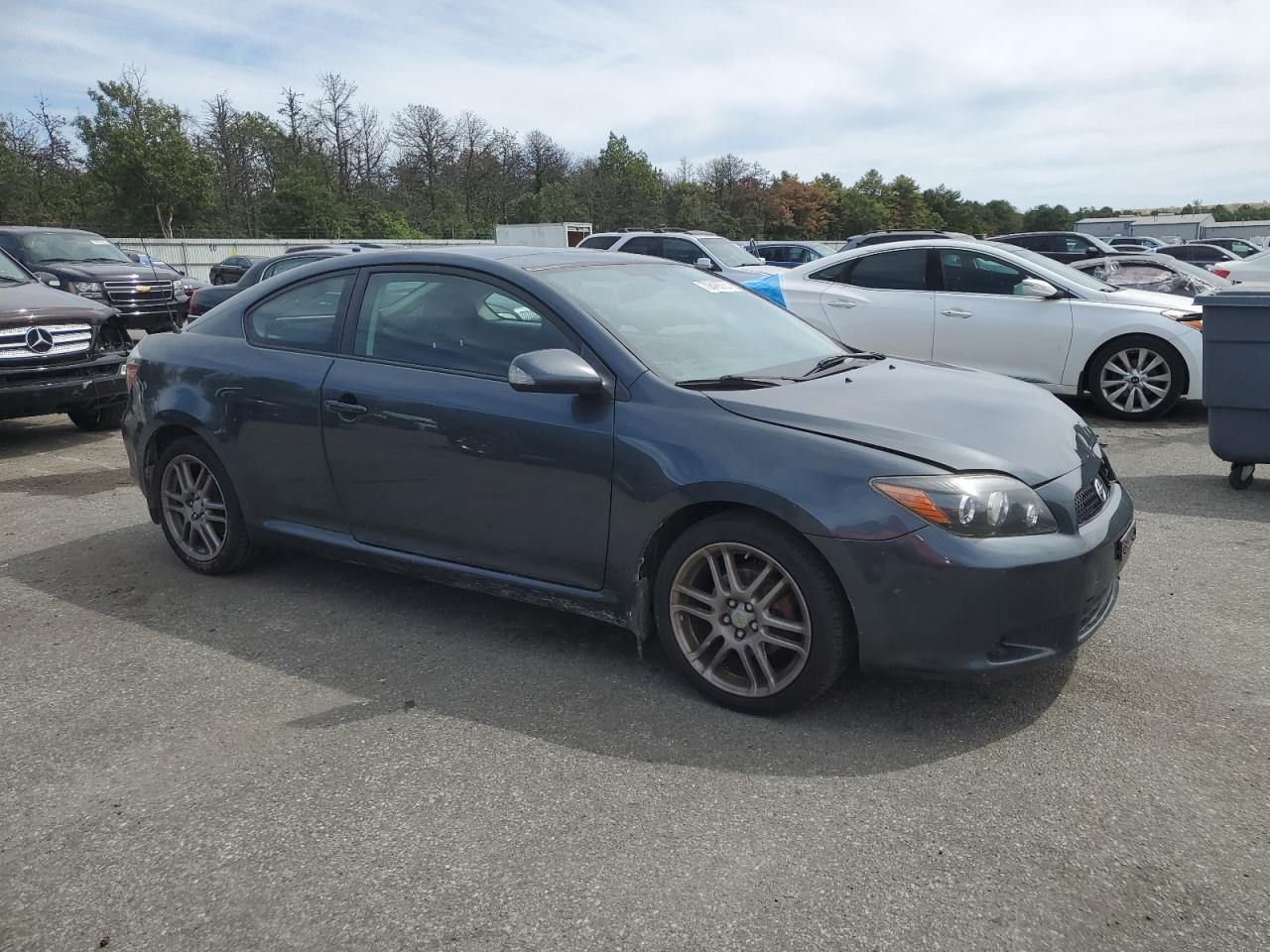 2010 TOYOTA SCION