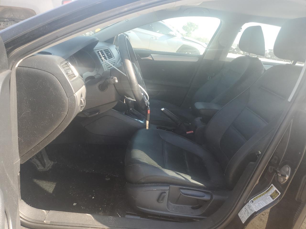 2013 VOLKSWAGEN JETTA