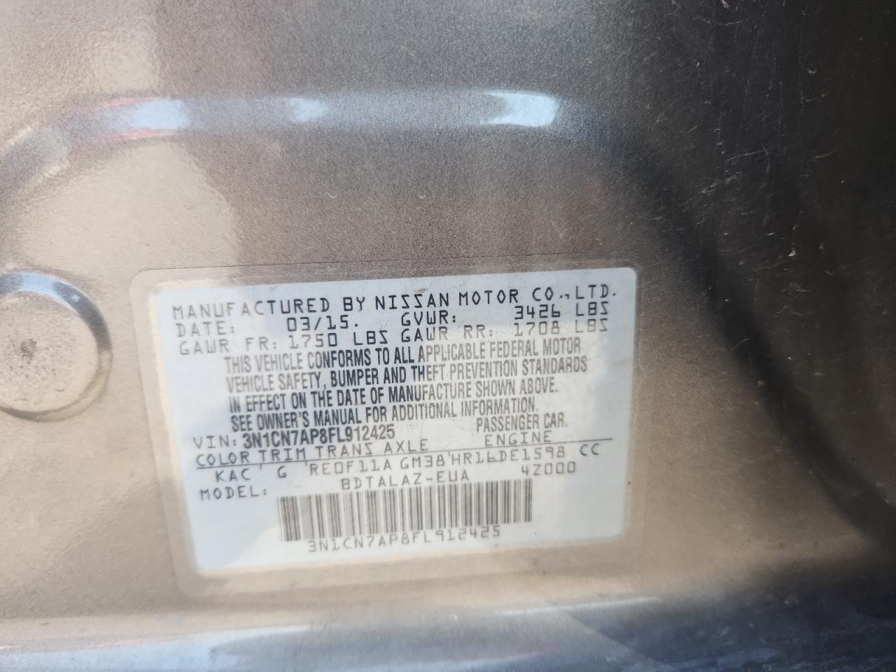2015 NISSAN VERSA