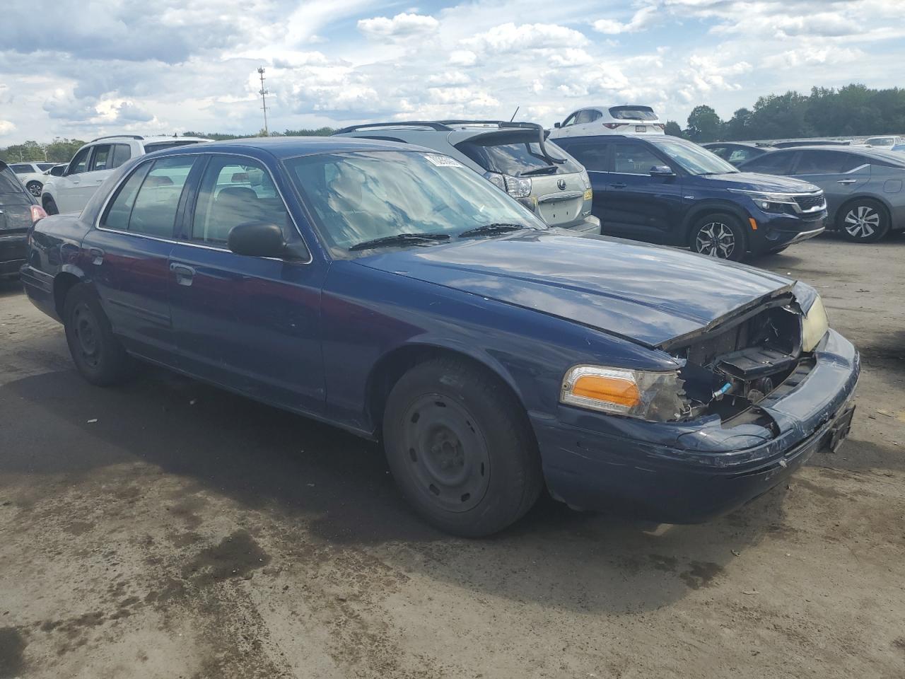 2003 FORD Crown Victoria