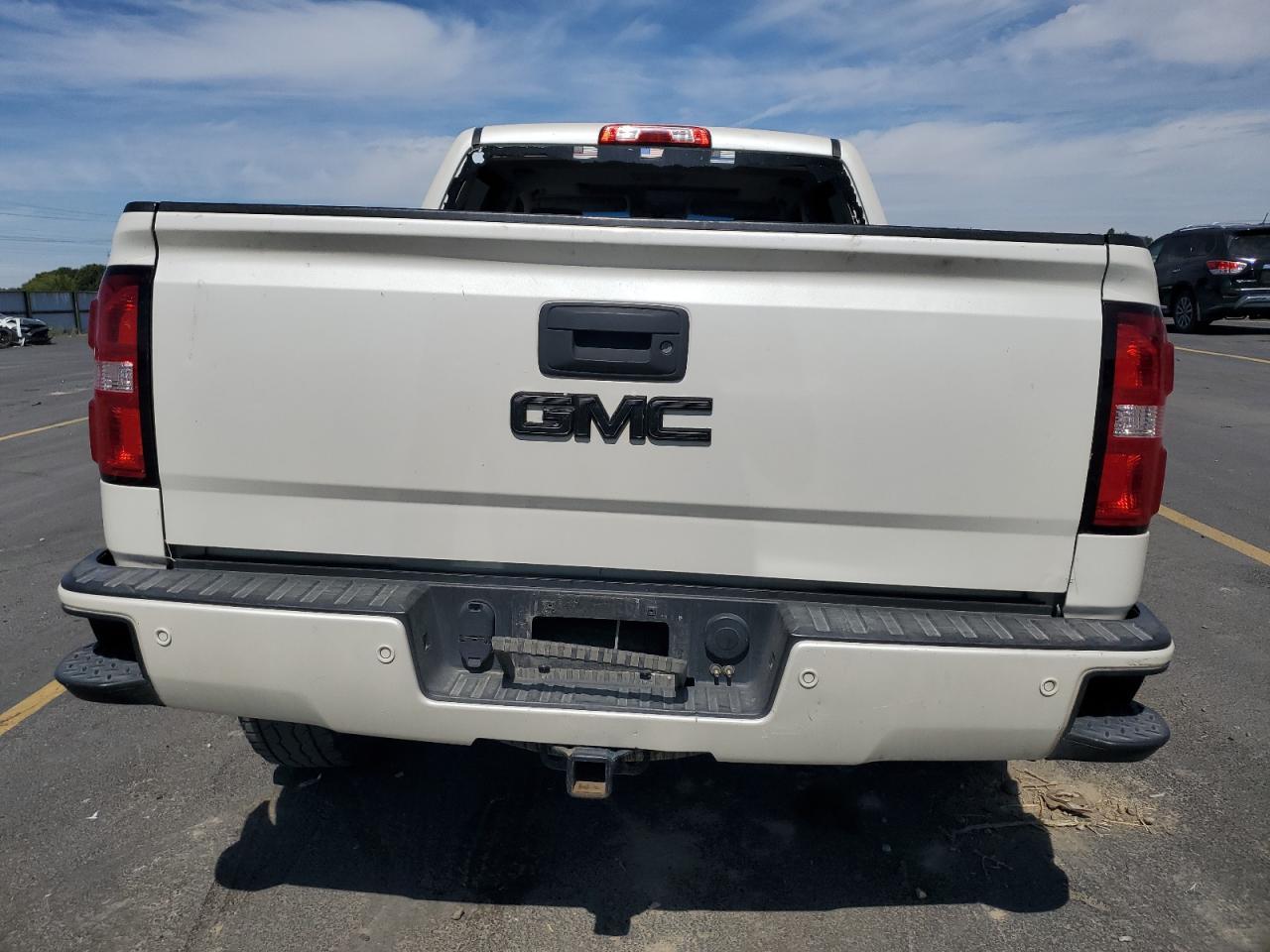 2015 GMC Sierra