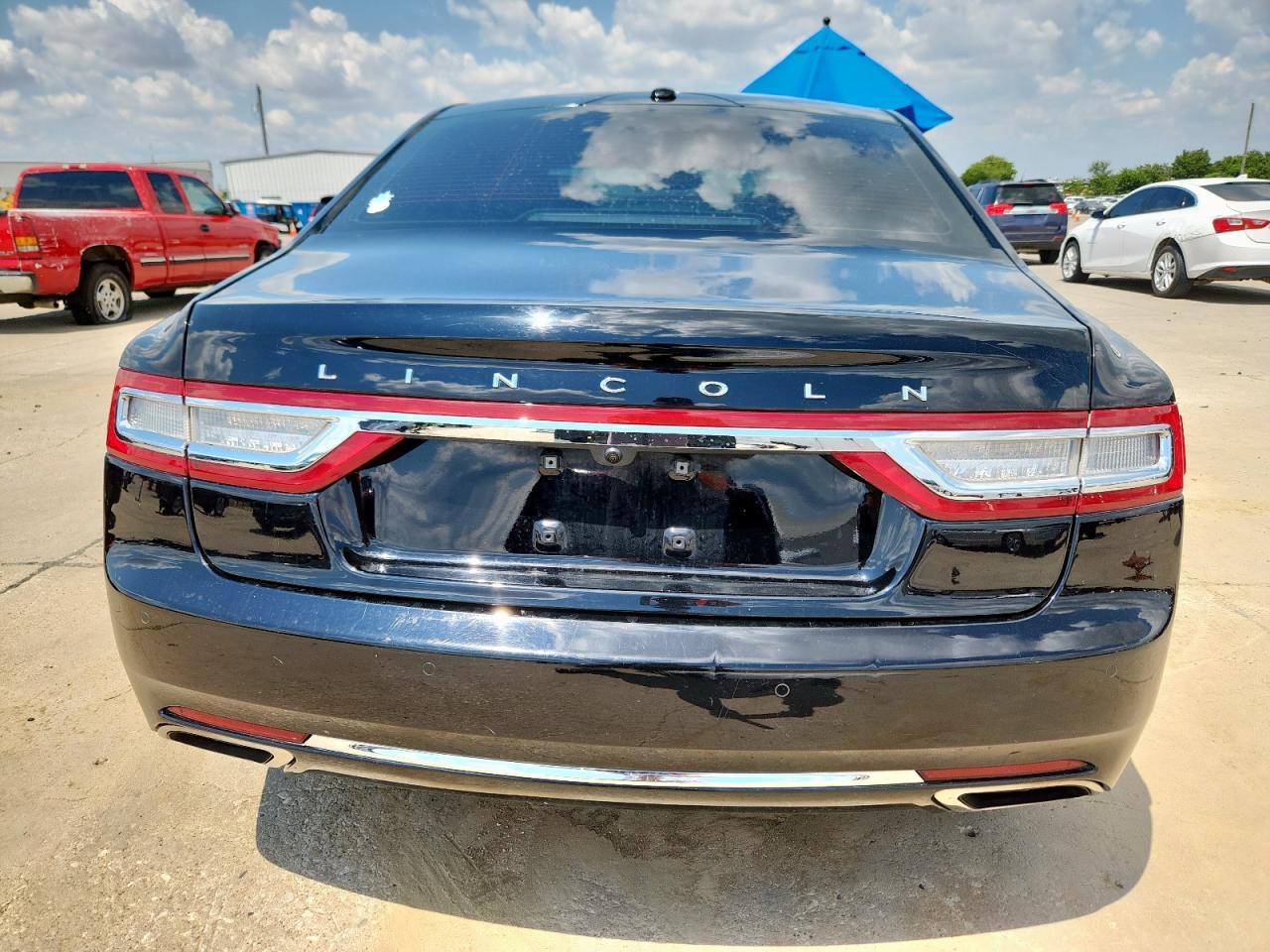 2017 LINCOLN Continental