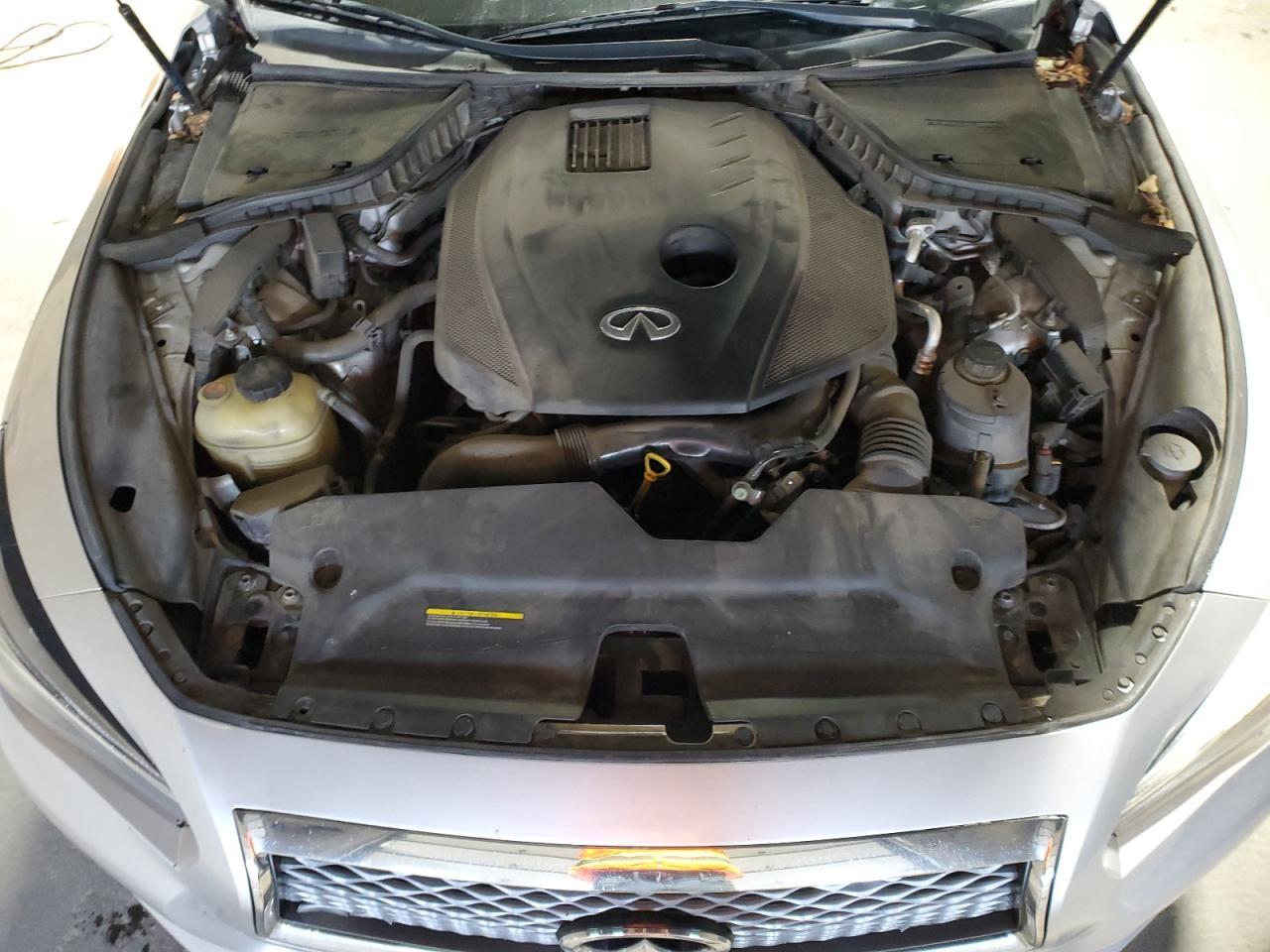 2016 INFINITI Q50