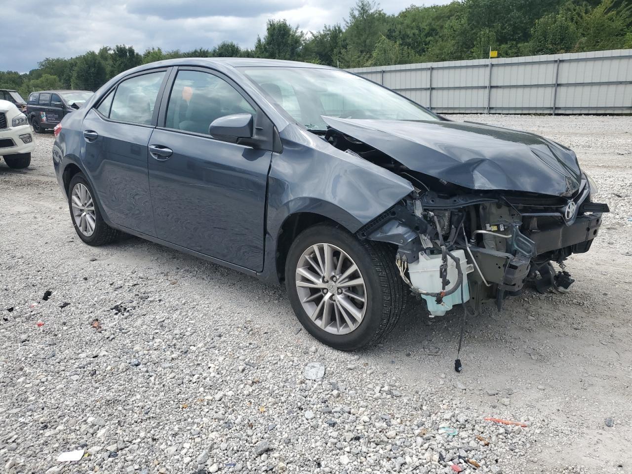 2015 TOYOTA COROLLA
