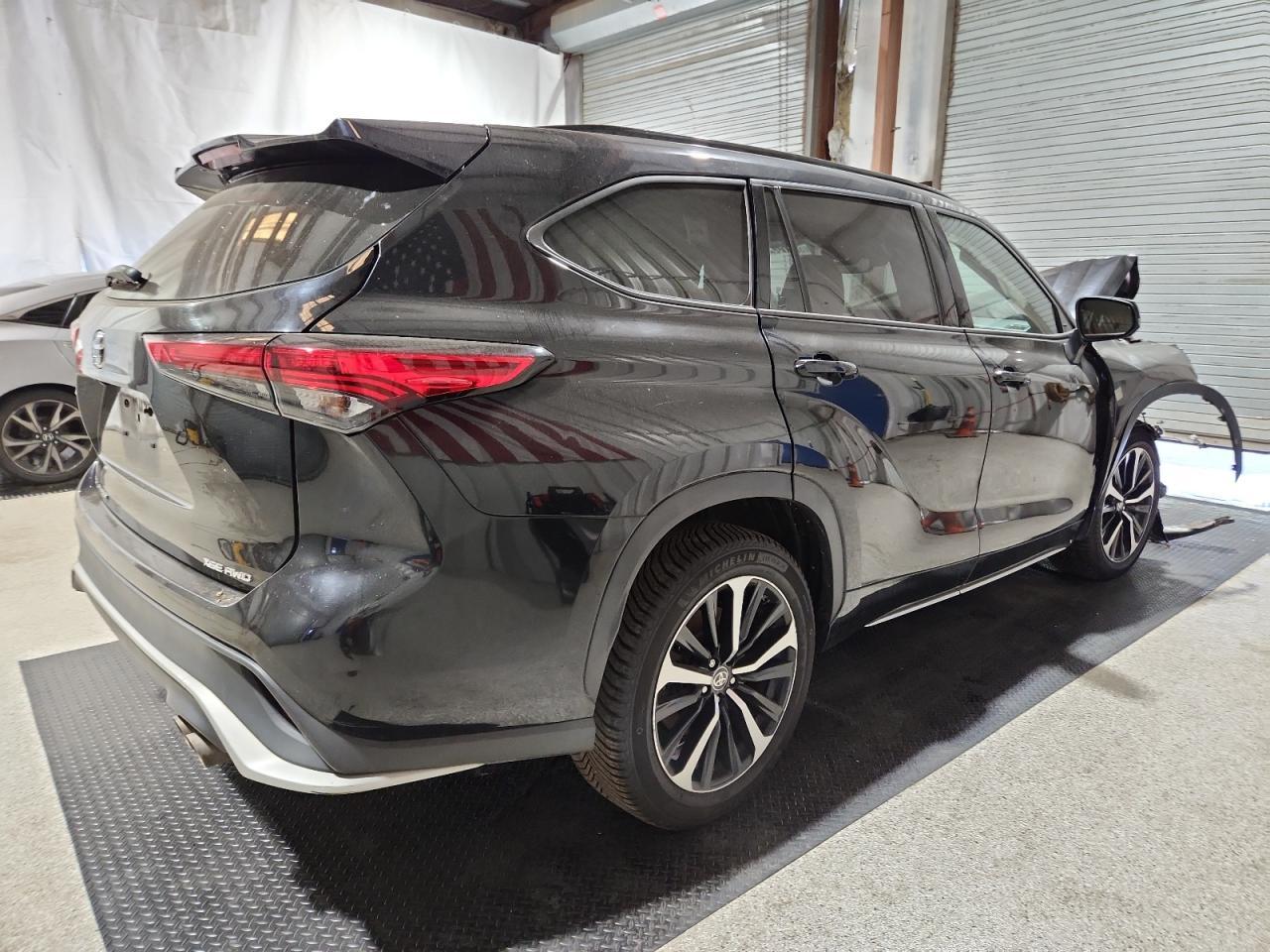 2021 TOYOTA HIGHLANDER