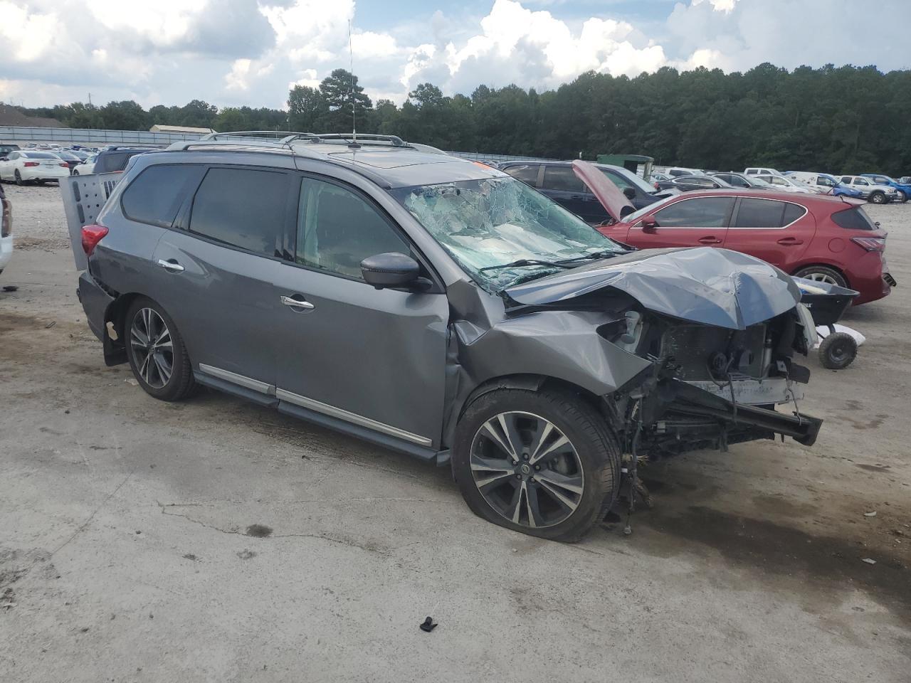 2018 NISSAN PATHFINDER
