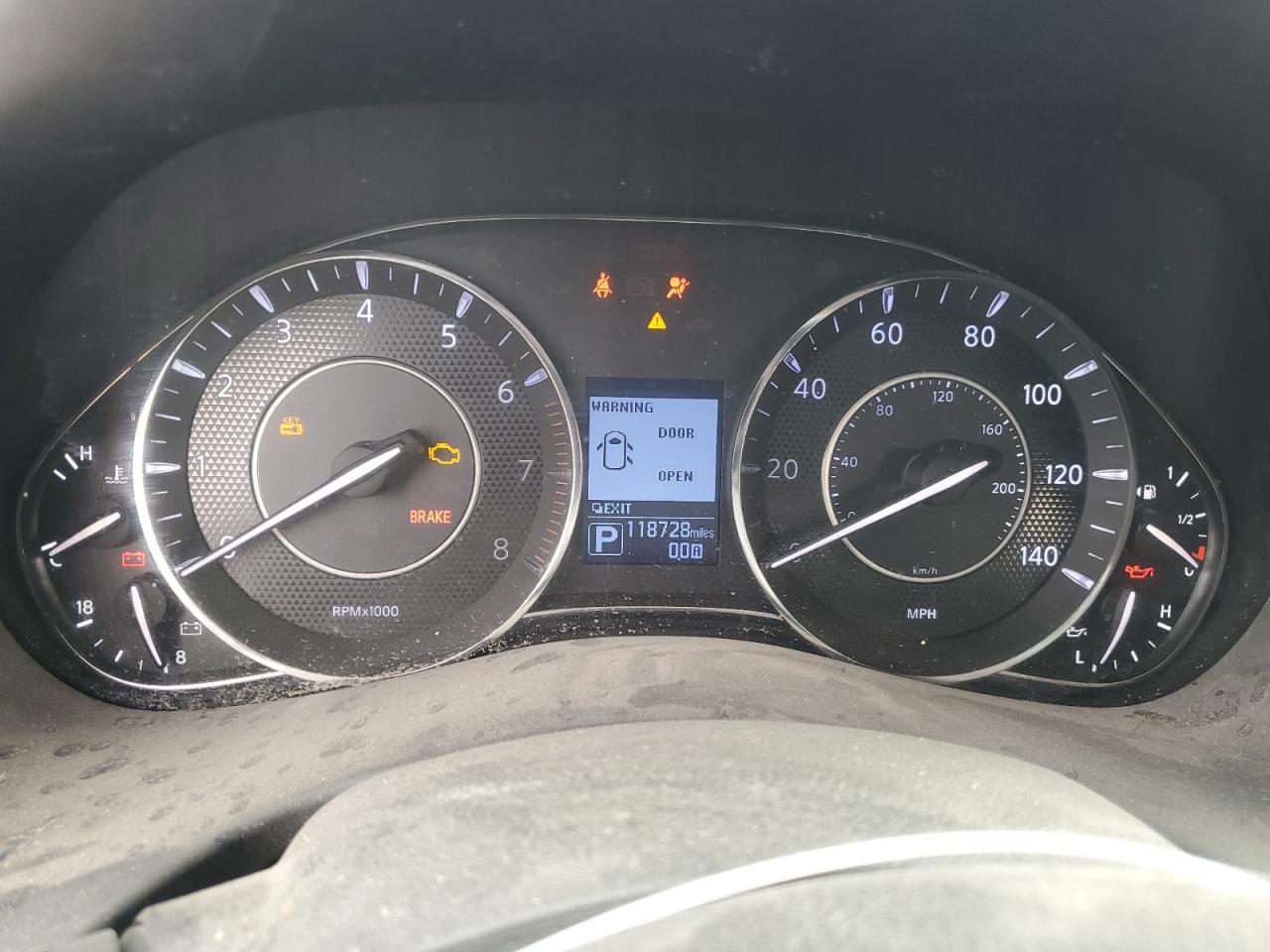 2017 NISSAN Armada