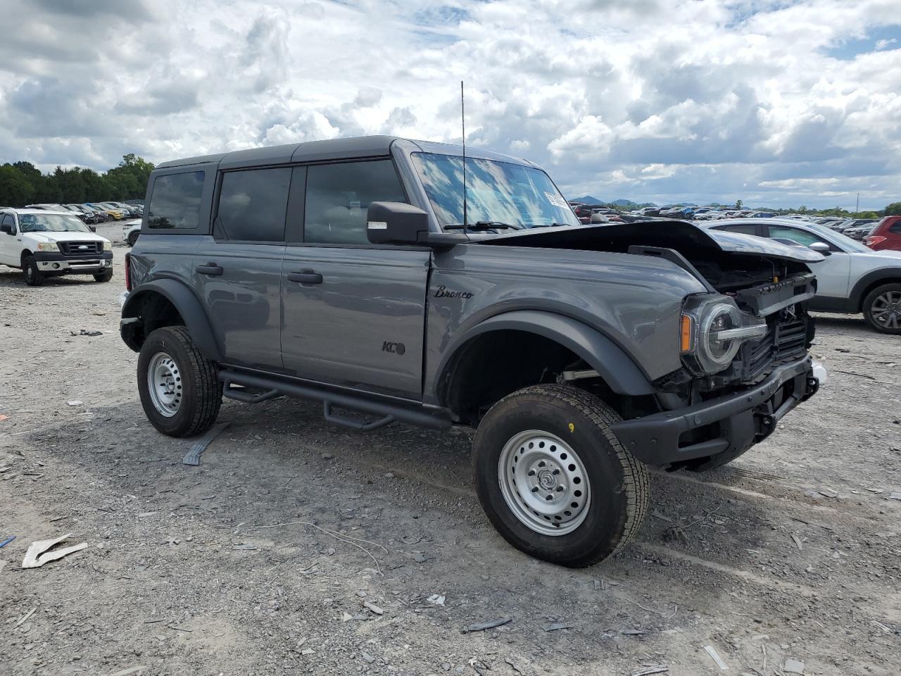 2022 FORD Bronco