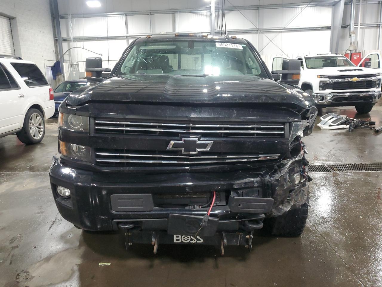 2018 CHEVROLET Silverado