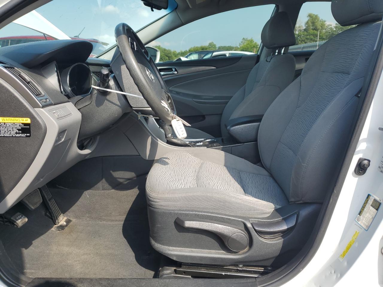 2013 HYUNDAI SONATA