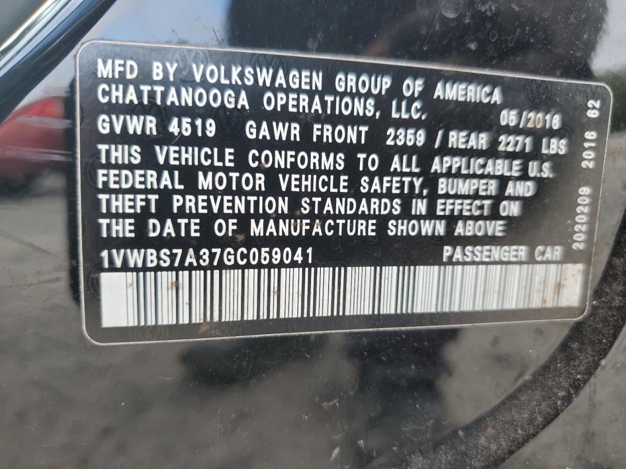 2016 VOLKSWAGEN Passat