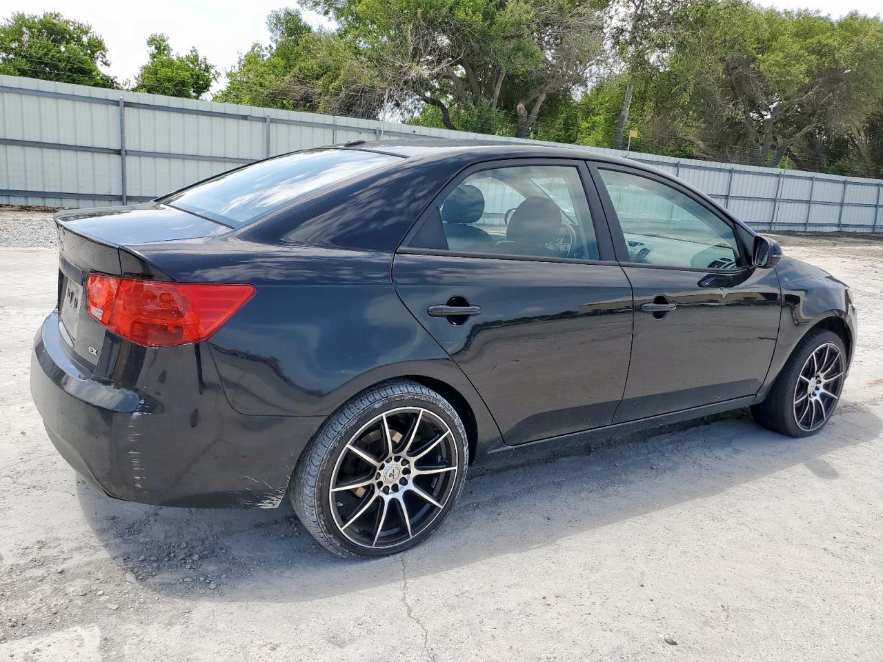 2013 KIA FORTE
