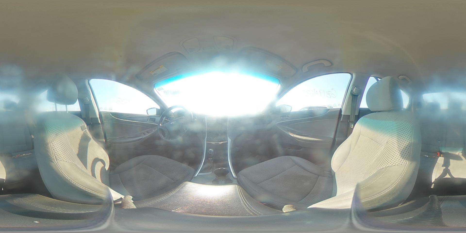 2011 HYUNDAI SONATA