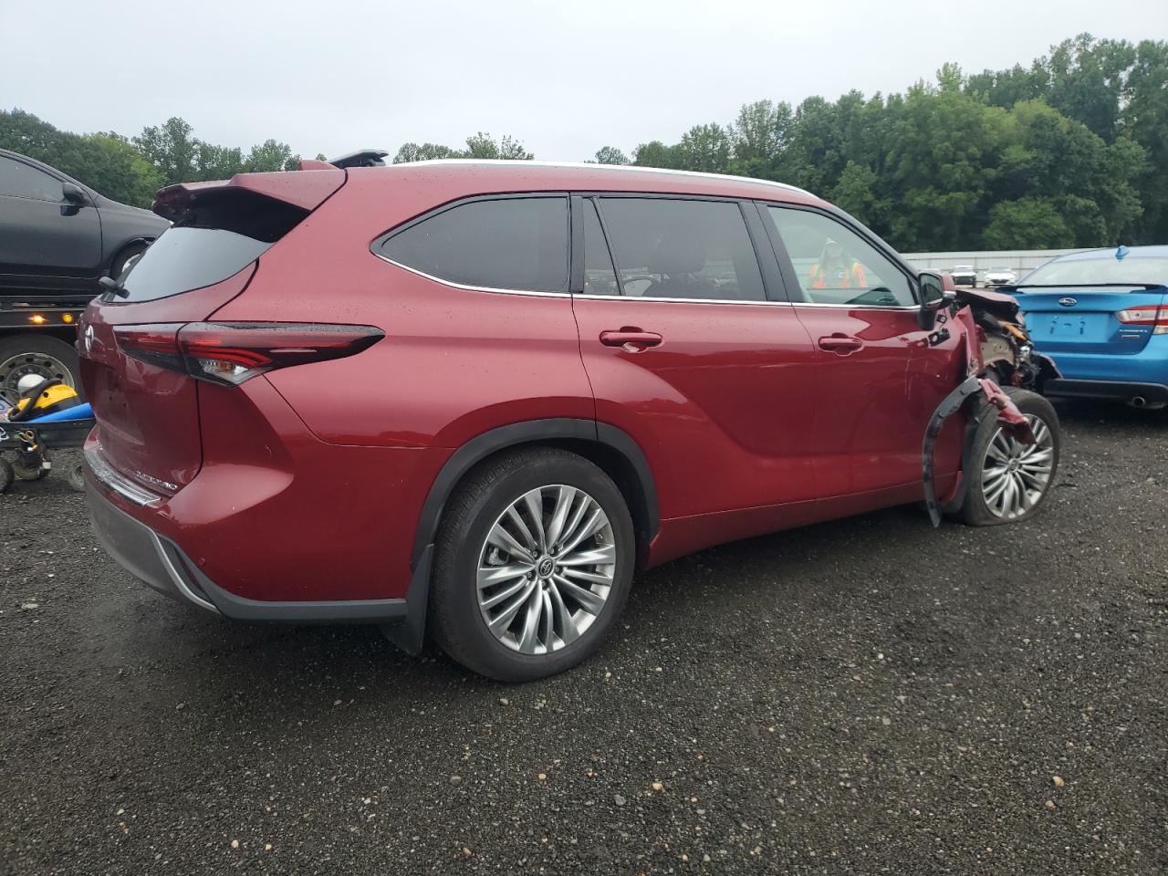 2024 TOYOTA HIGHLANDER