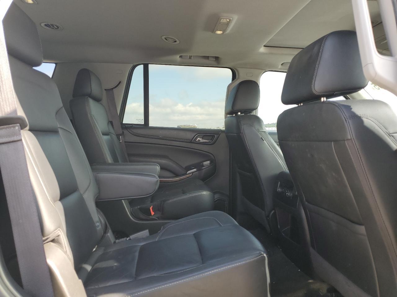2017 CHEVROLET Tahoe