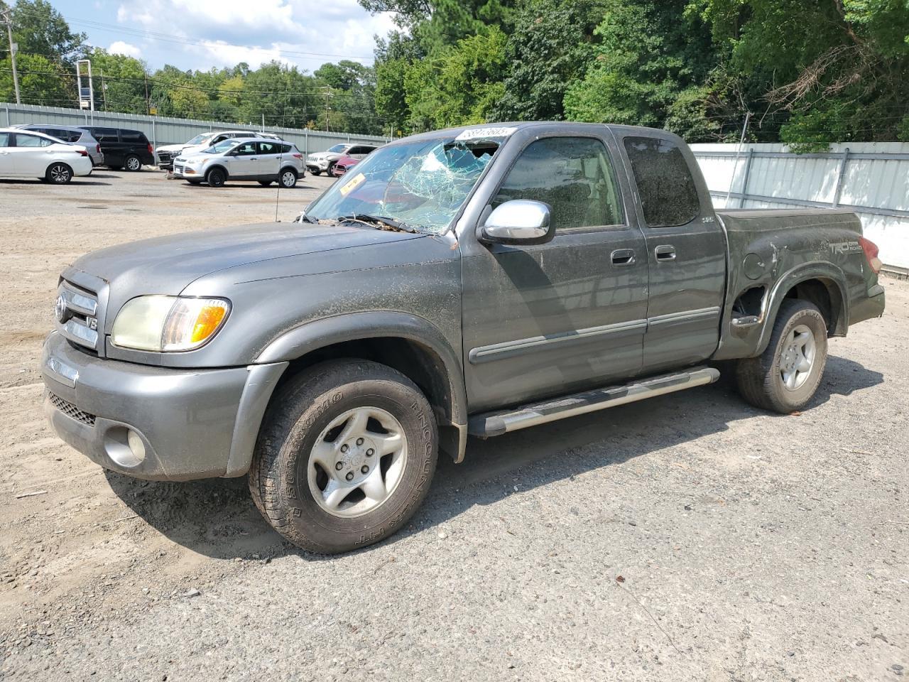 2004 TOYOTA TUNDRA