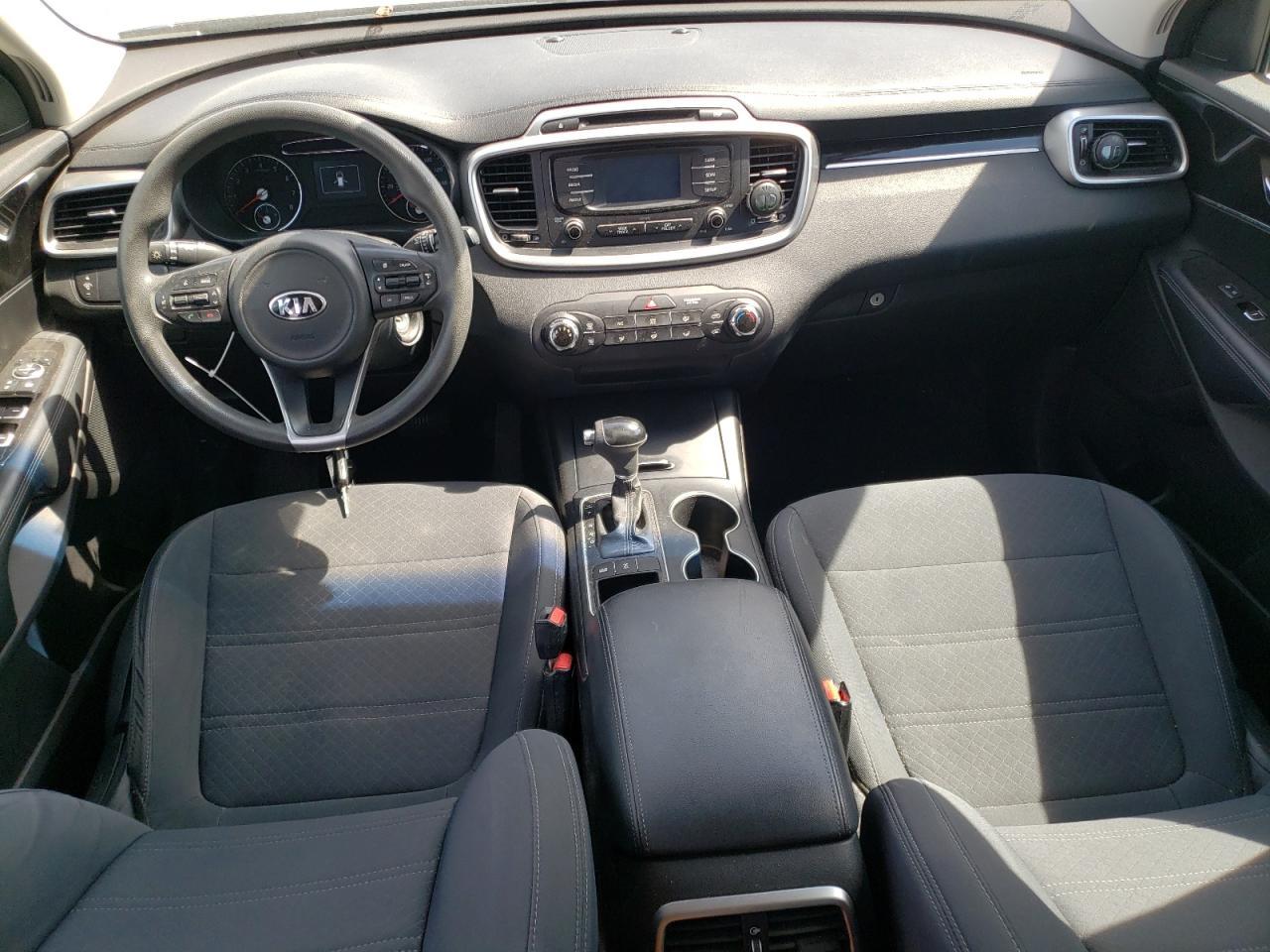 2017 KIA SORENTO