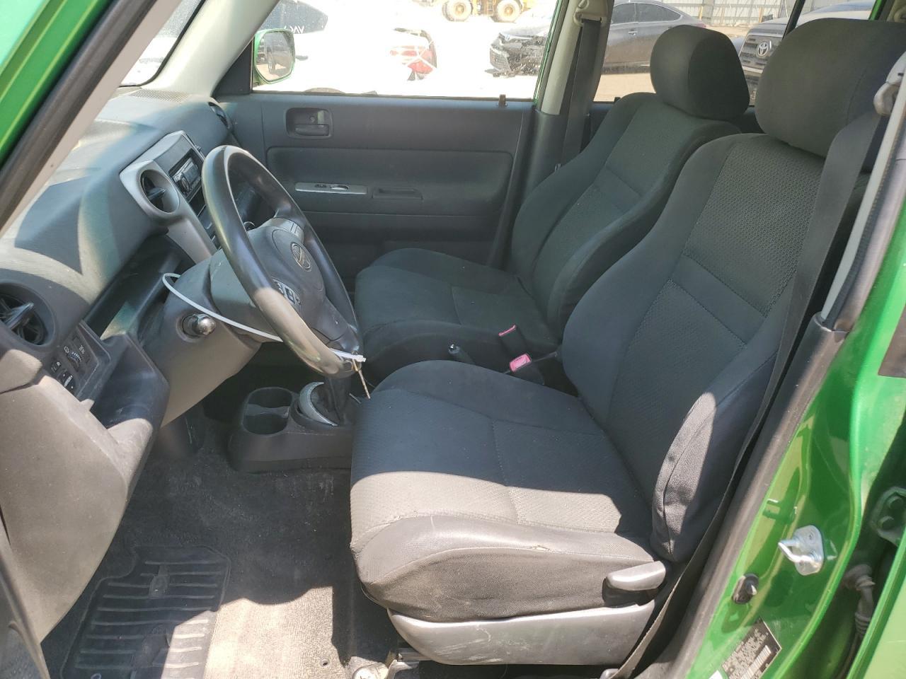2006 TOYOTA SCION