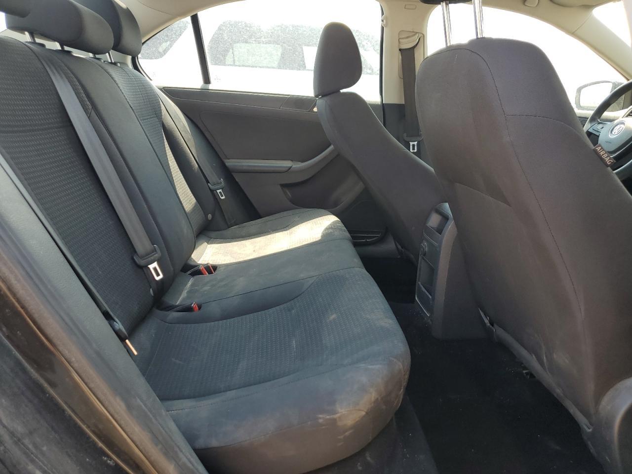 2016 VOLKSWAGEN JETTA