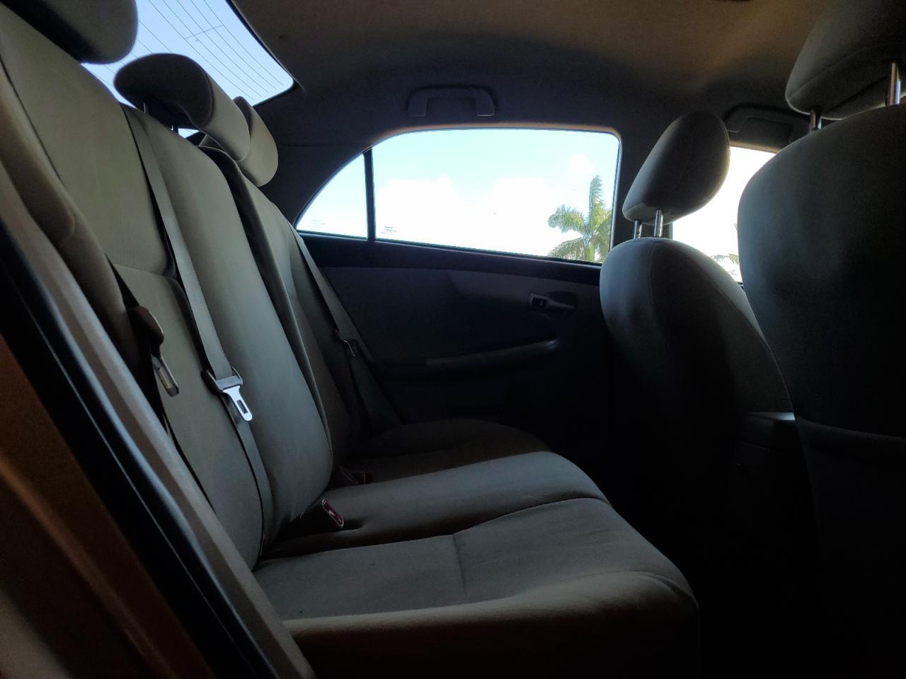 2012 TOYOTA COROLLA