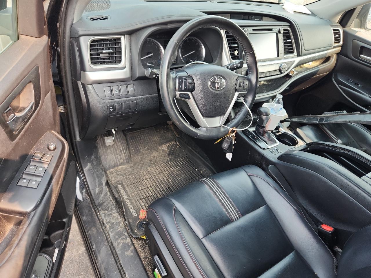 2019 TOYOTA HIGHLANDER