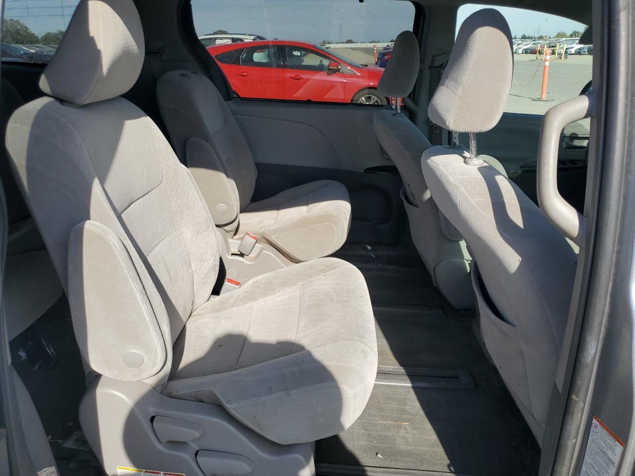 2018 TOYOTA SIENNA