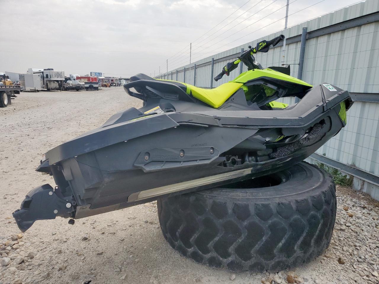 2023 SEADOO SPARK