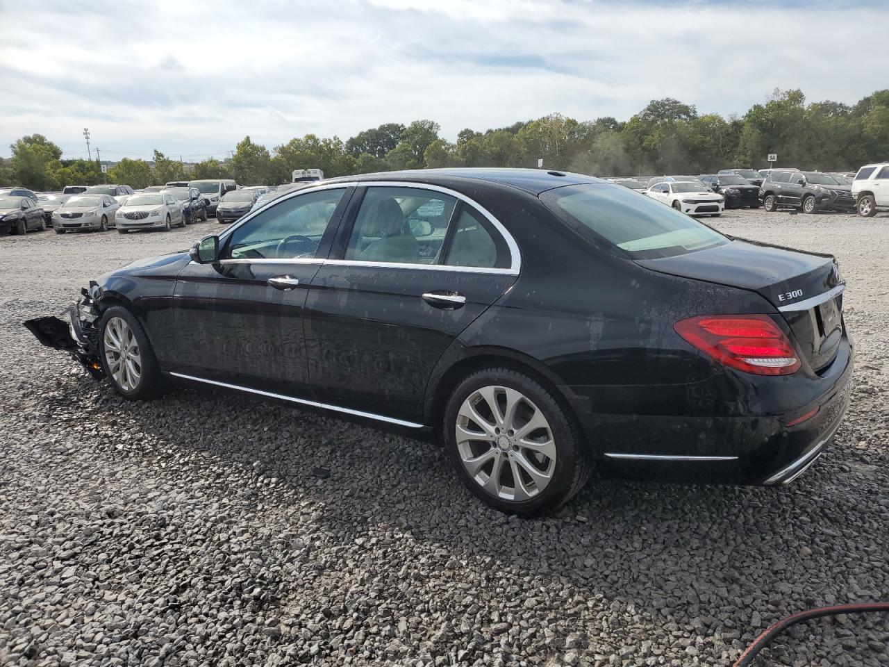 2017 MERCEDES-BENZ E-Class