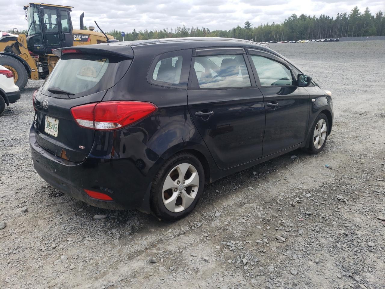 2014 KIA RONDO