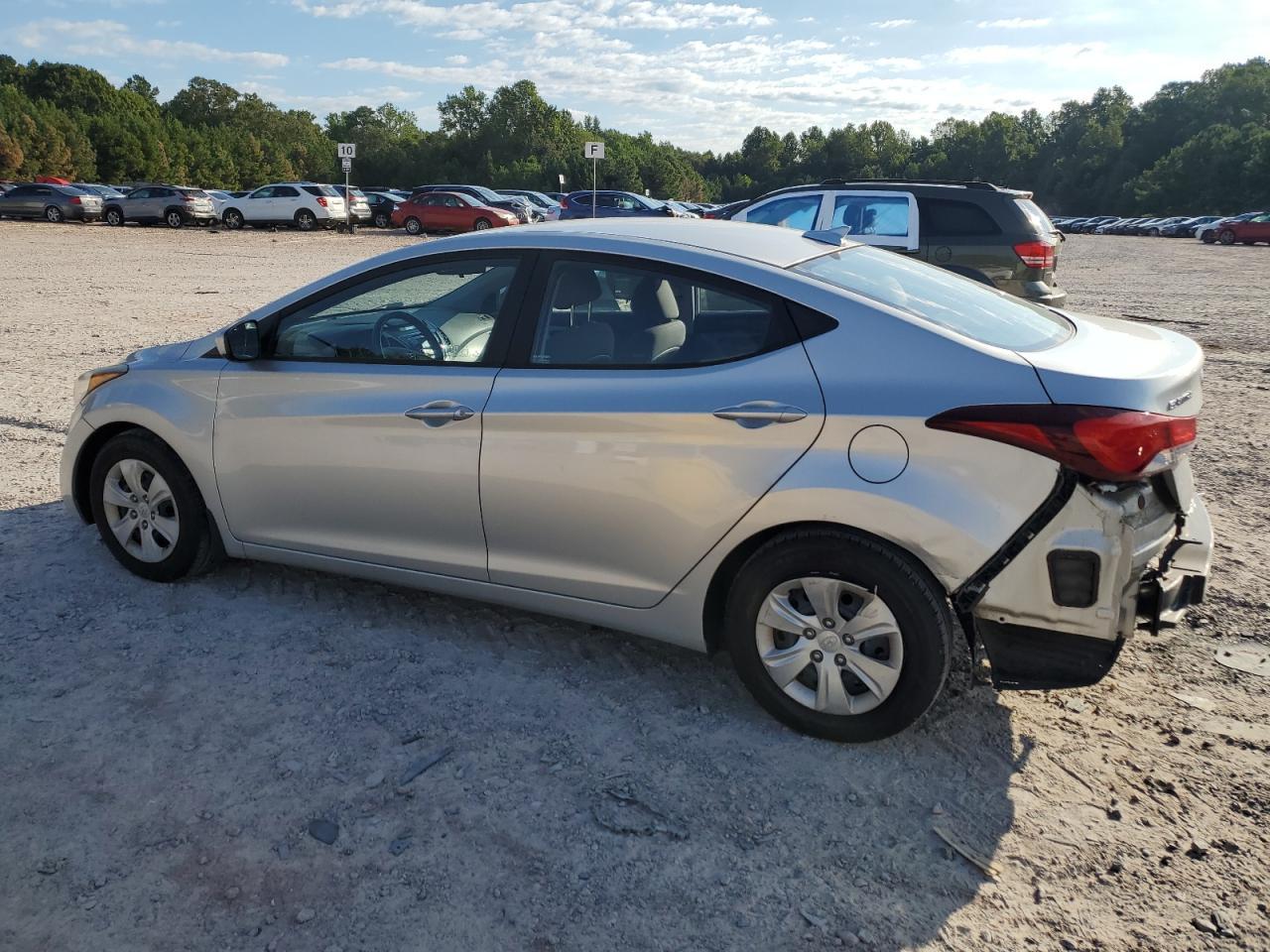2016 HYUNDAI ELANTRA