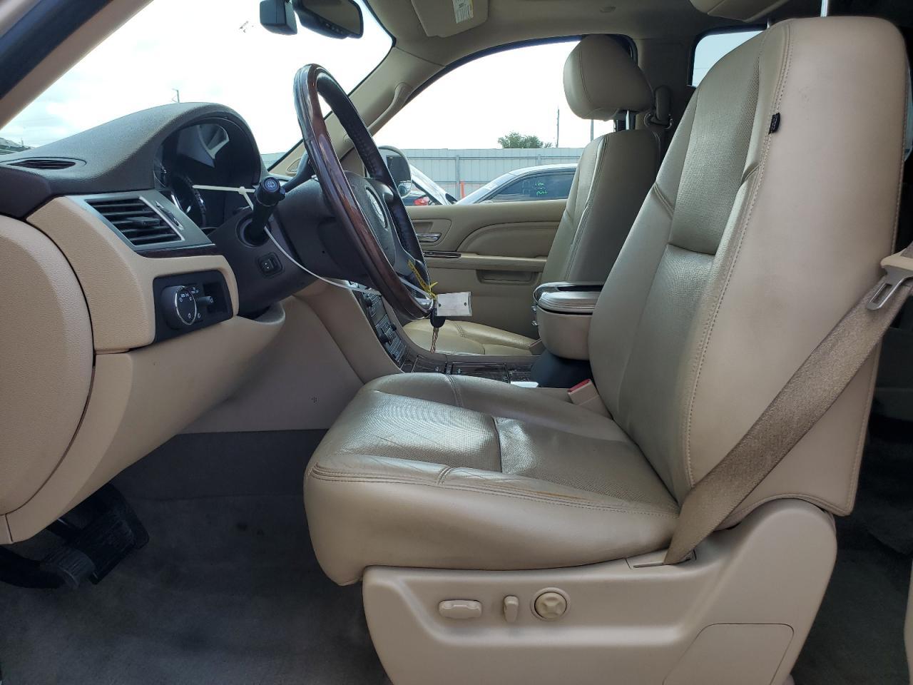 2013 CADILLAC ESCALADE