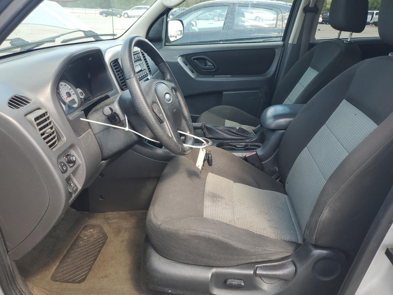 2007 FORD ESCAPE
