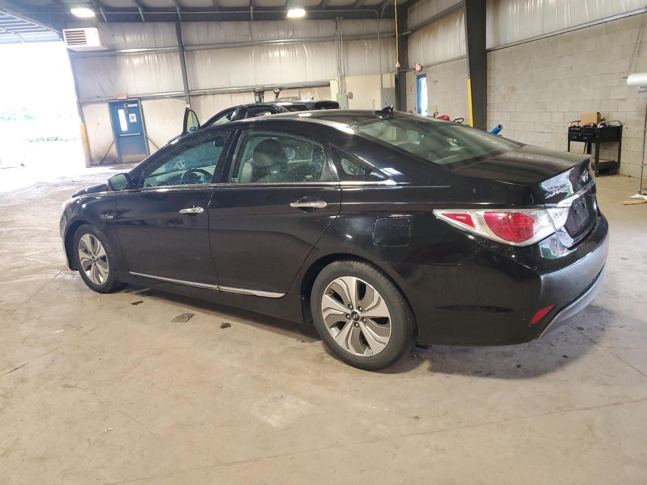 2014 HYUNDAI SONATA