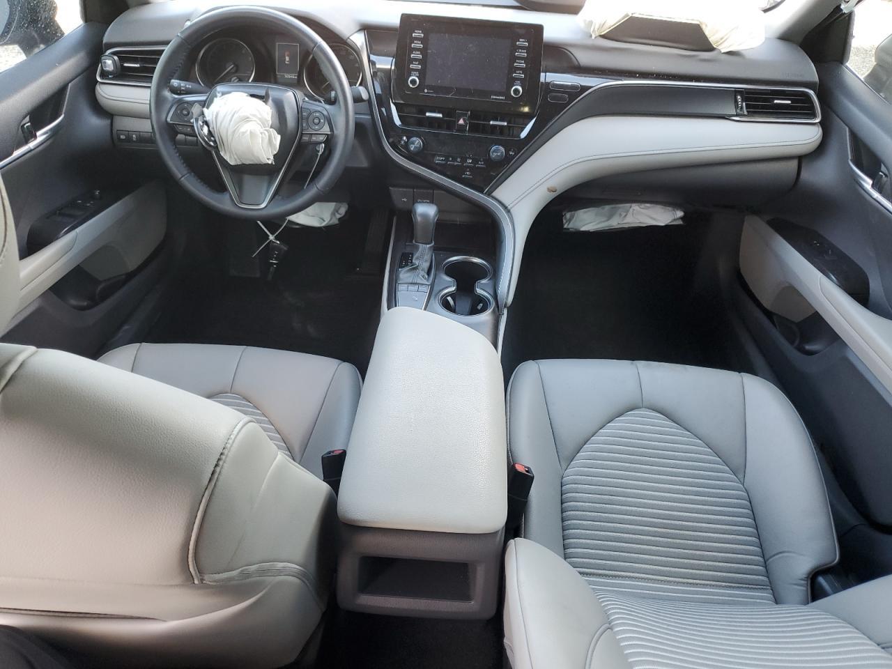 2024 TOYOTA CAMRY