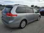 2011 TOYOTA SIENNA