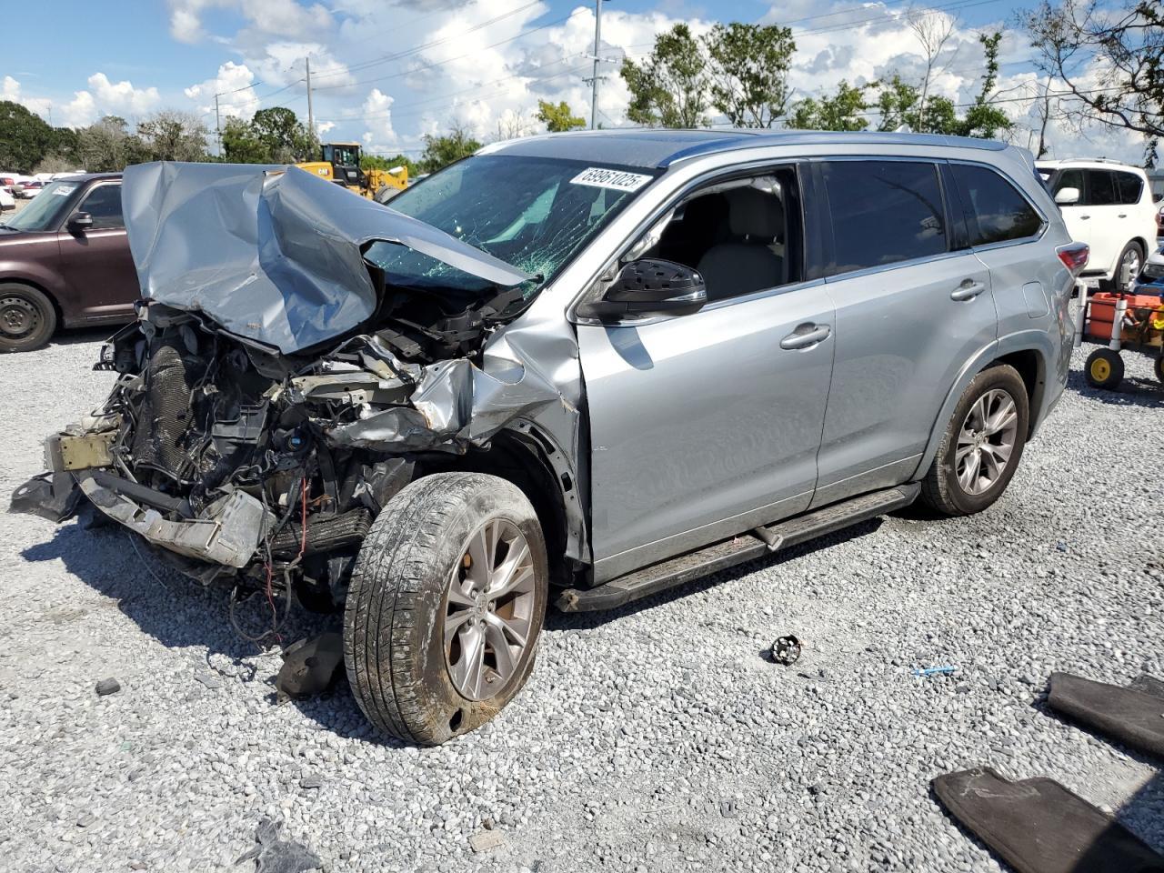 2015 TOYOTA HIGHLANDER