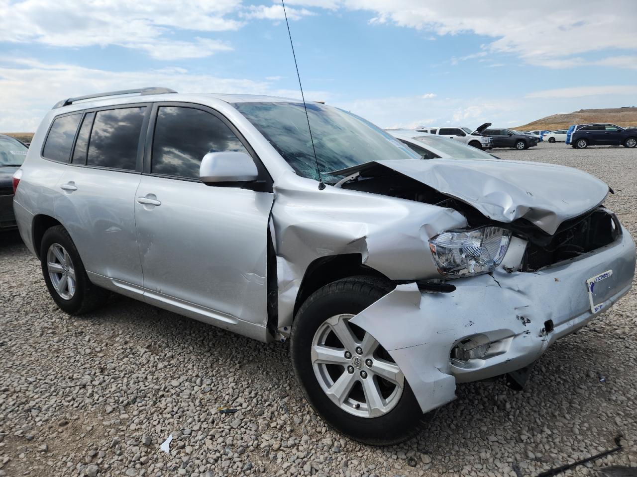 2010 TOYOTA HIGHLANDER
