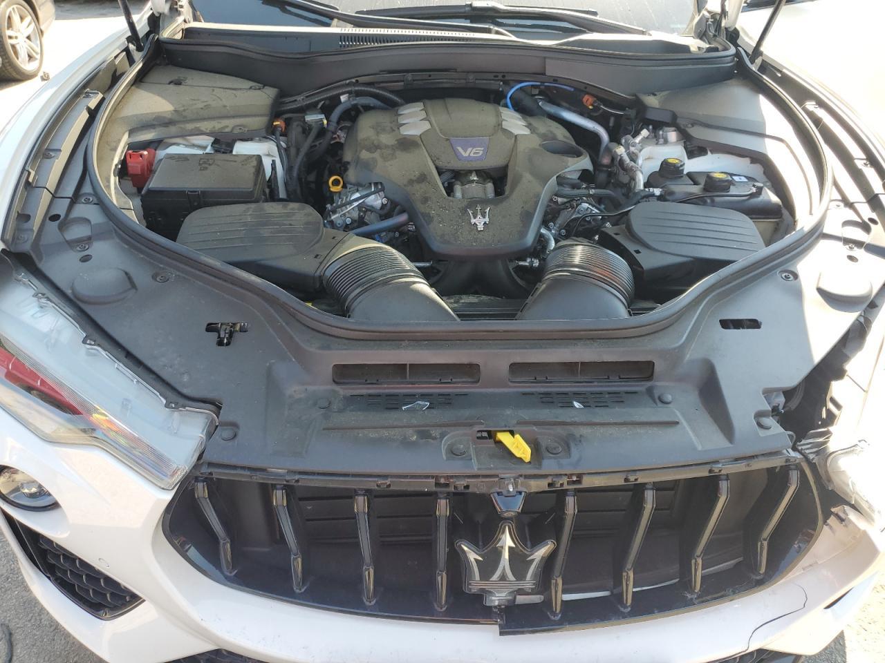 2022 MASERATI Levante