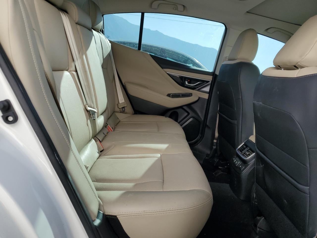 2021 SUBARU Legacy