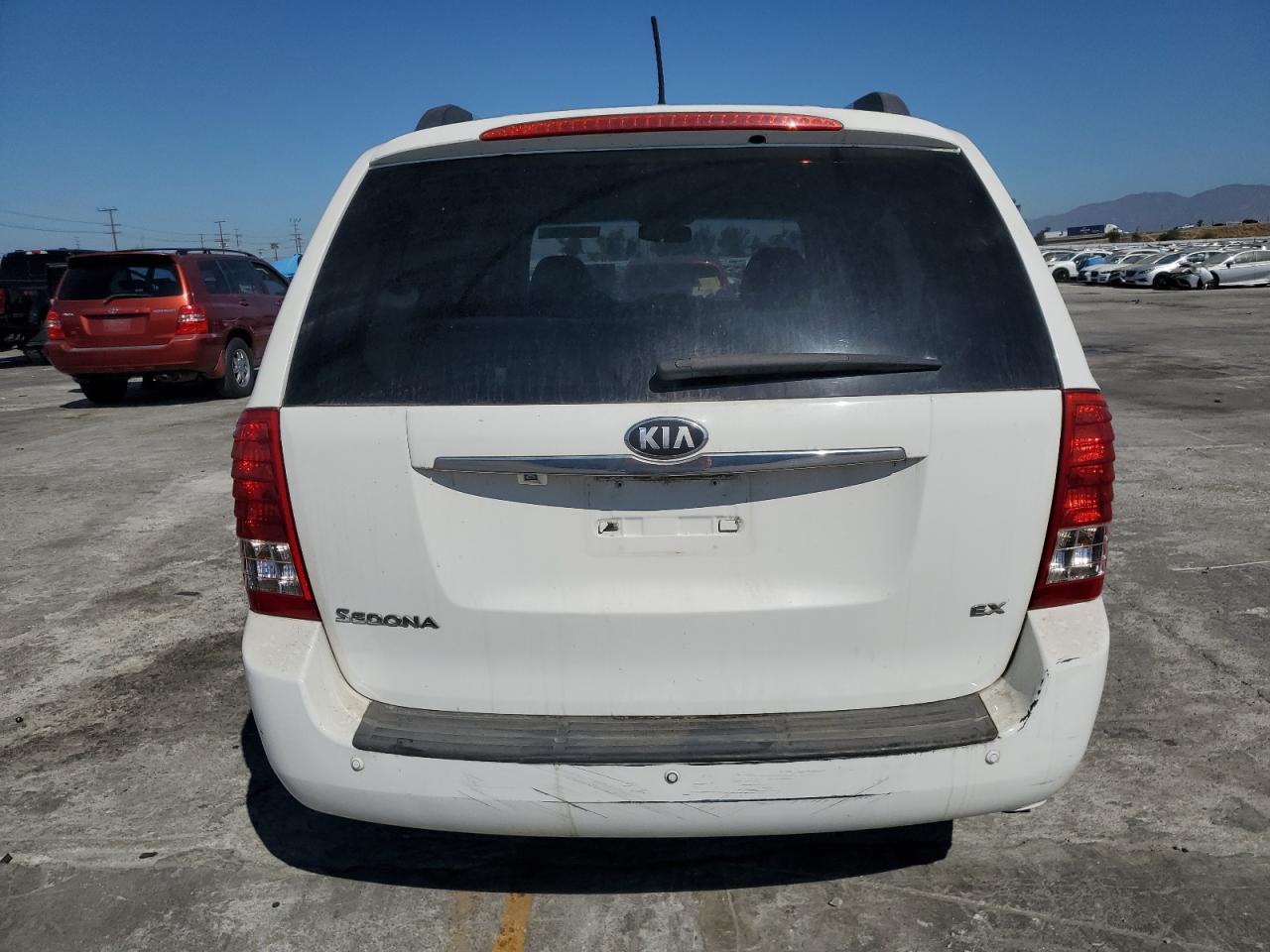 2014 KIA SEDONA
