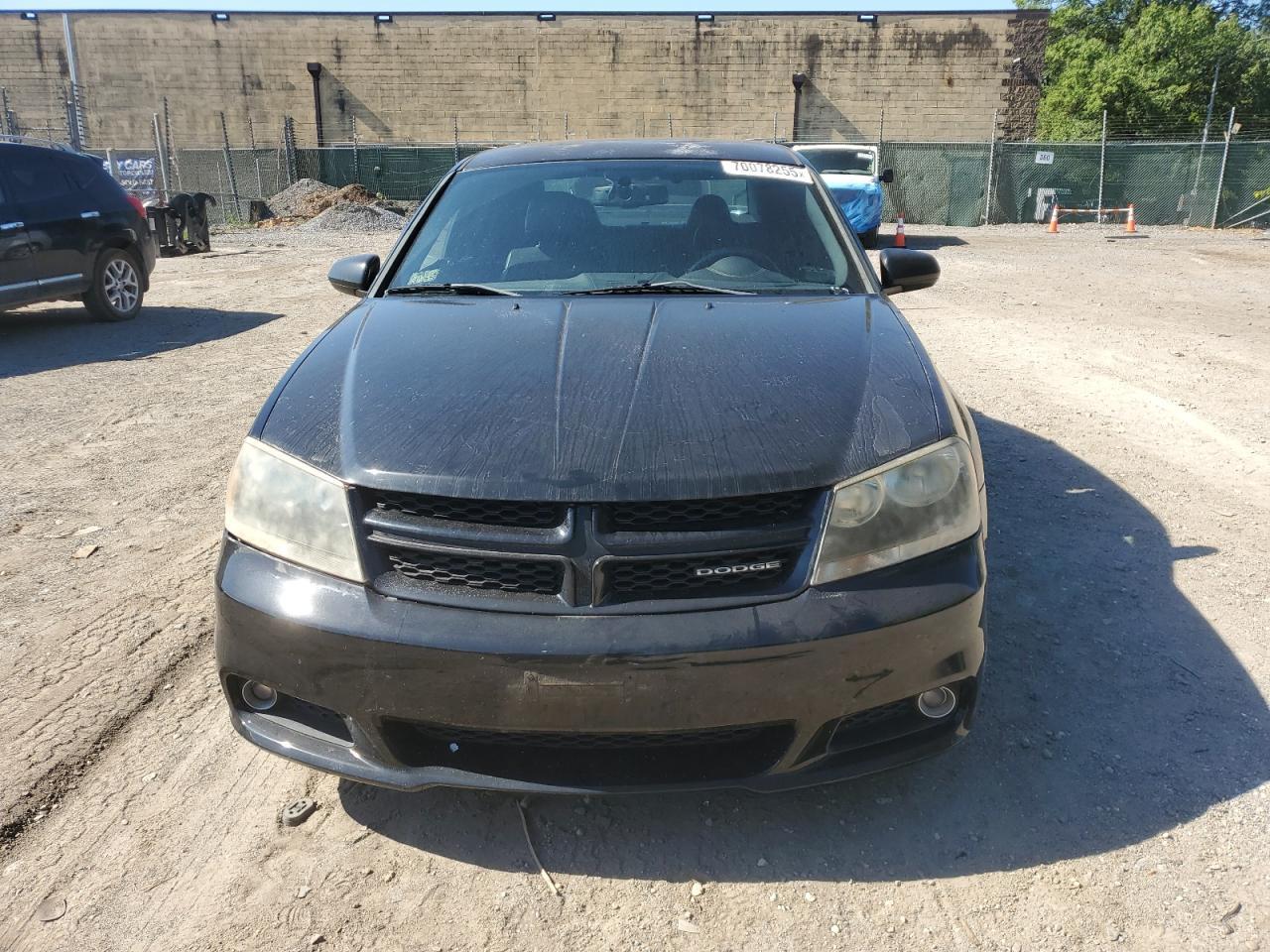 2012 DODGE Avenger