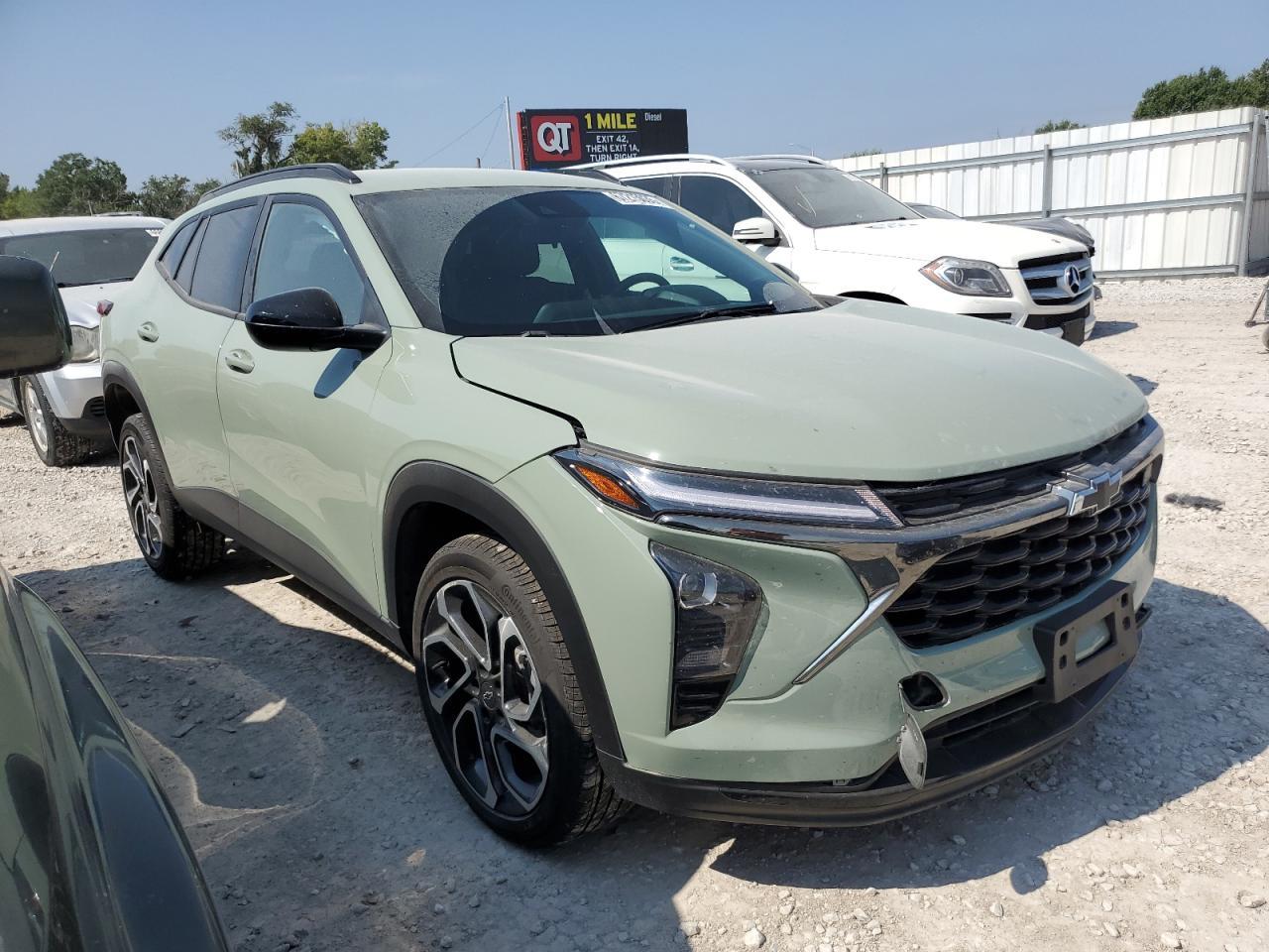 2024 CHEVROLET TRAX