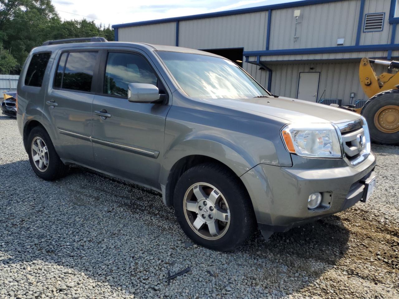 2015 HONDA PILOT