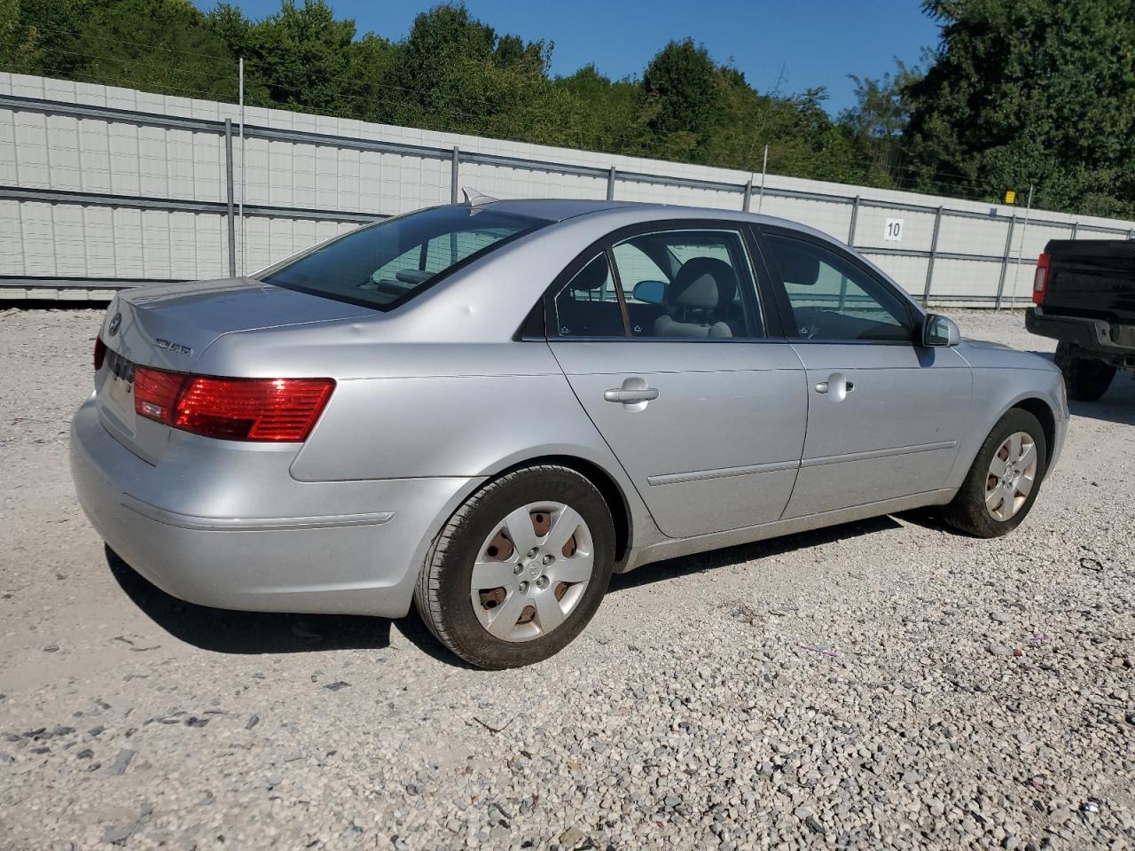 2009 HYUNDAI SONATA