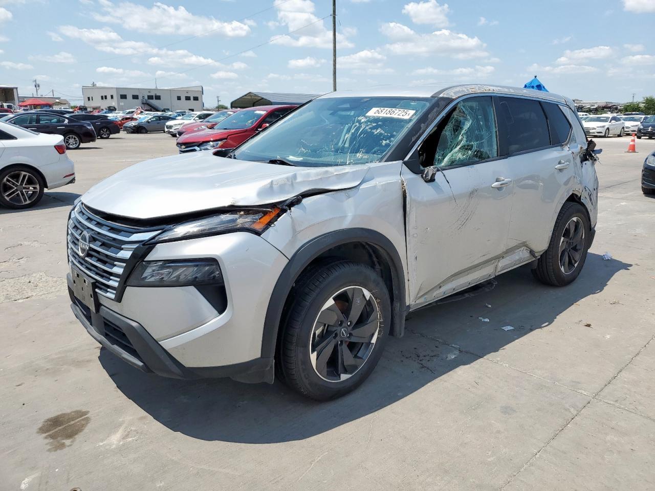 2024 NISSAN ROGUE