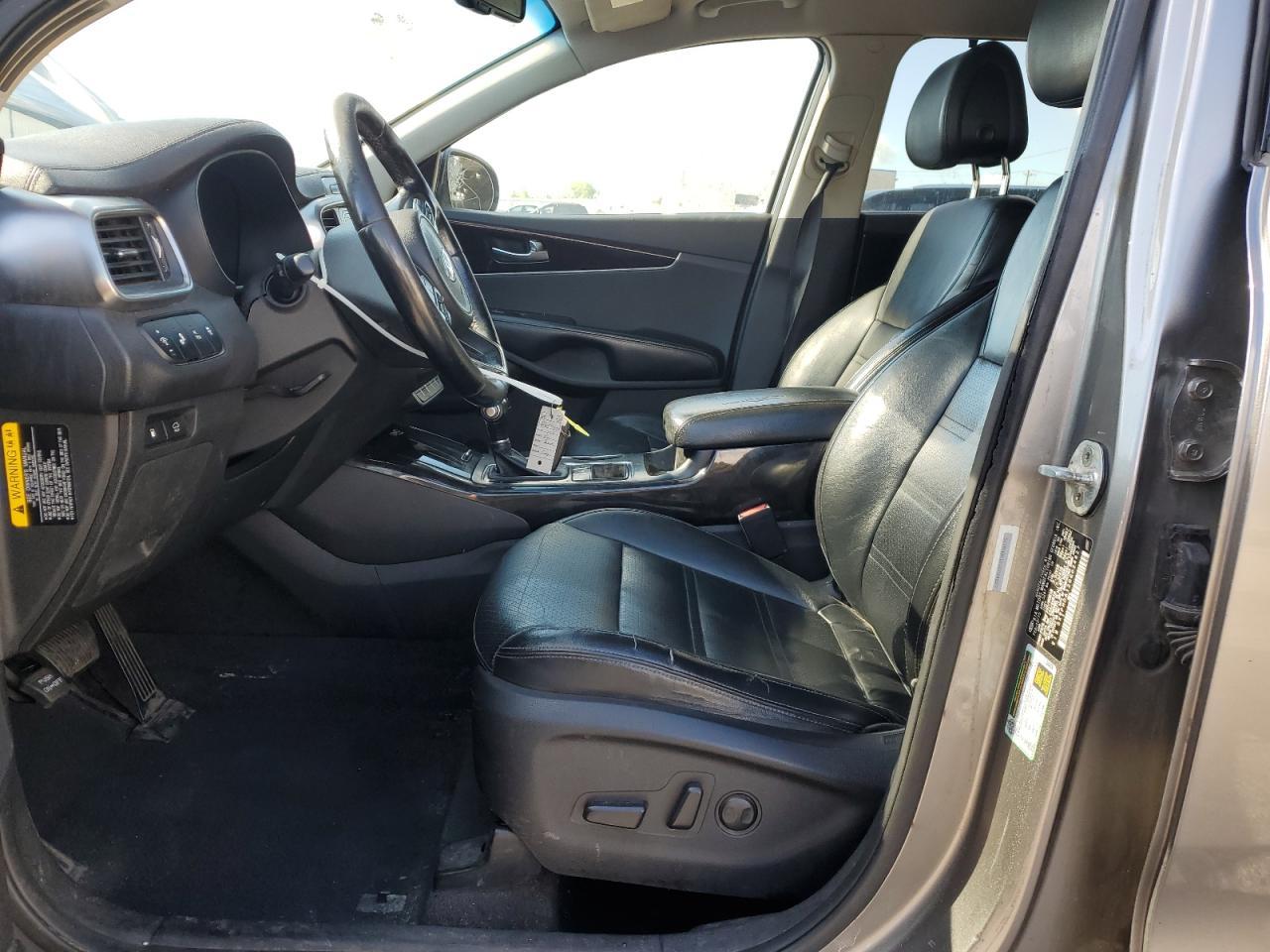 2016 KIA SORENTO