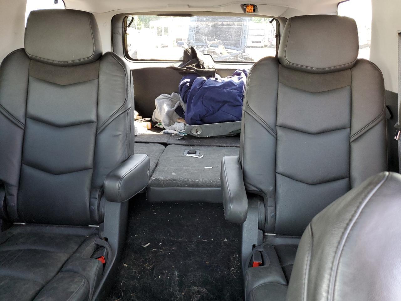 2016 CADILLAC ESCALADE