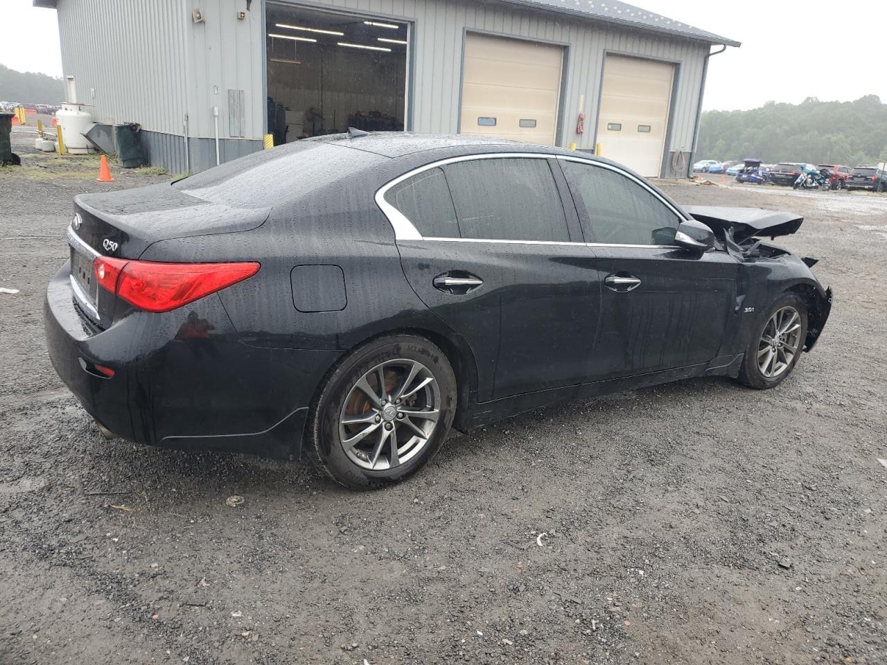 2017 INFINITI Q50