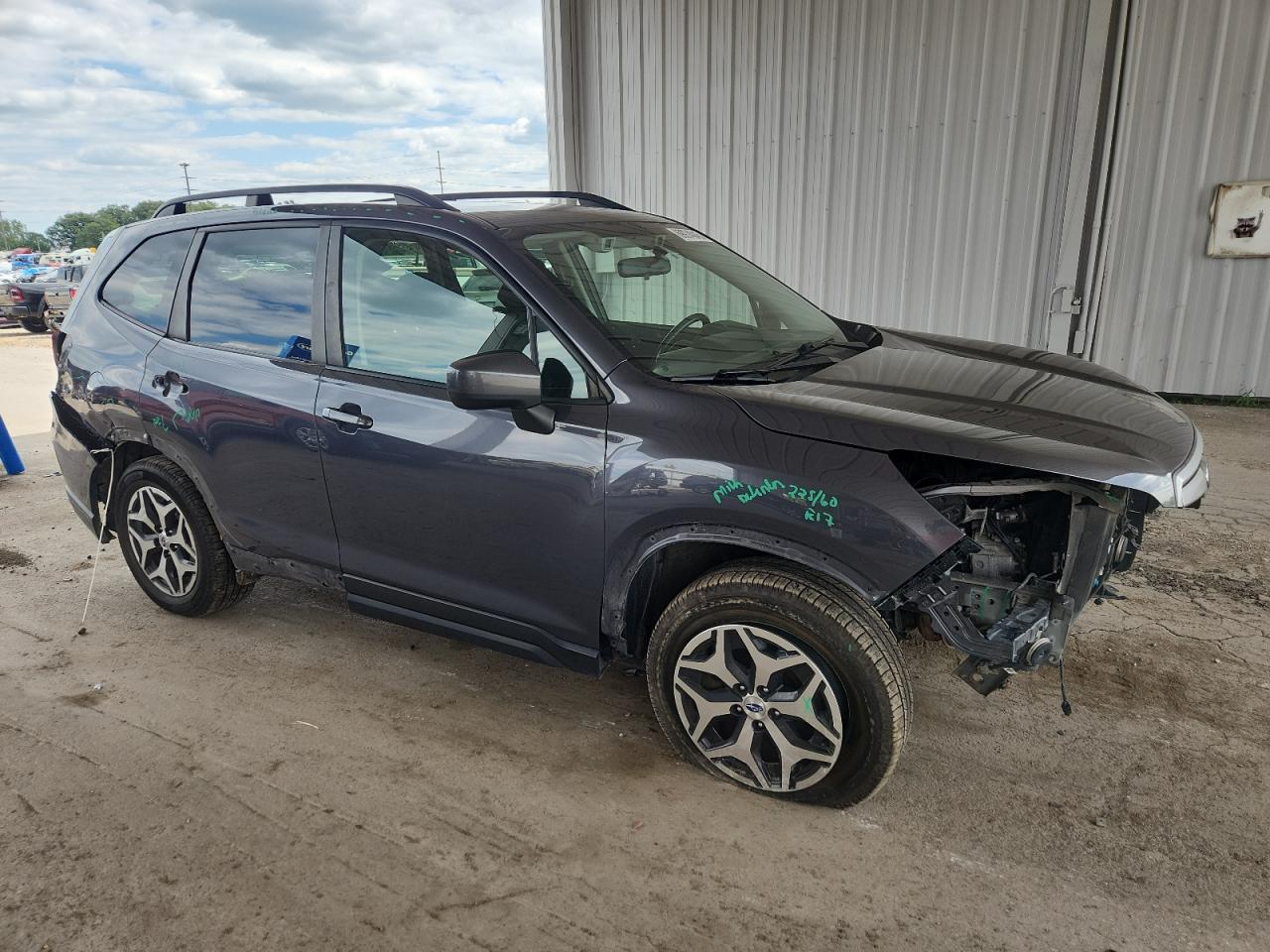 2020 SUBARU FORESTER
