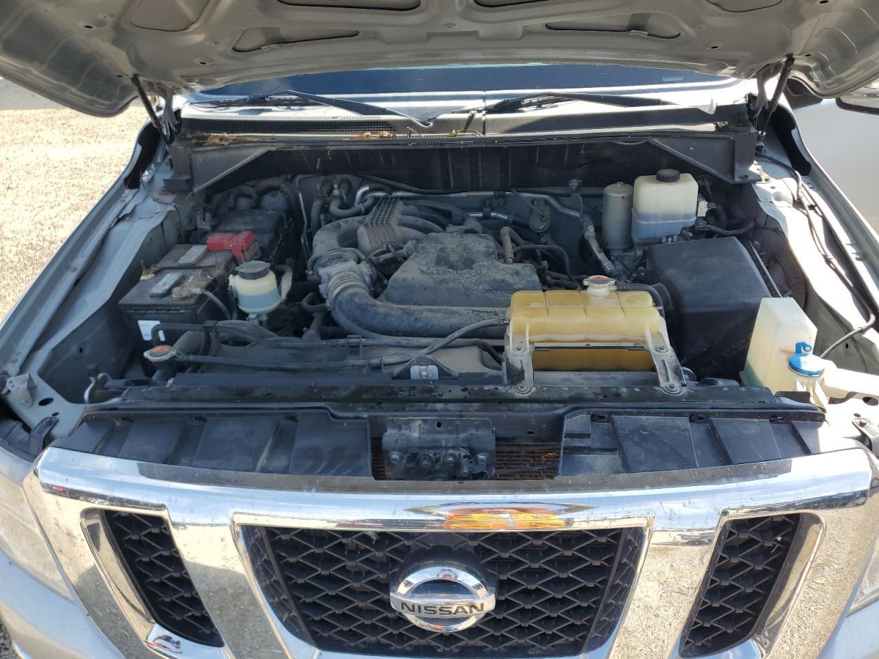 2014 NISSAN NV3500